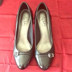 Size 9.5 black heels